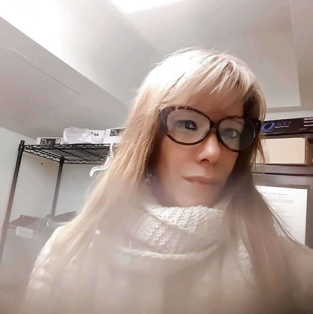 Meet your Posher, Samantha